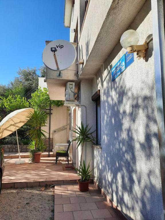 Apartments Jessica Krk Town Extérieur photo